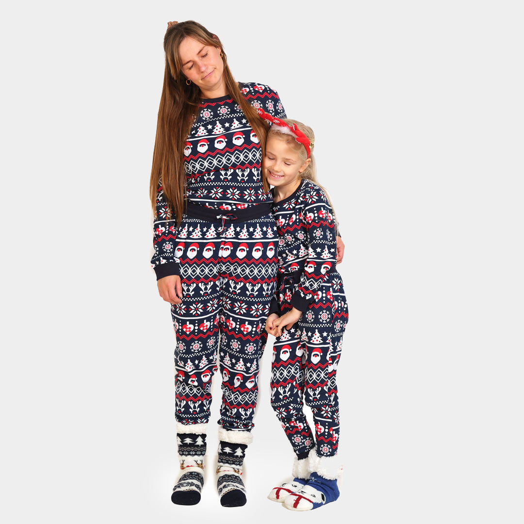 Pijama de Navidad para Niños con Papá Noel, Árboles y Corazones Mujer