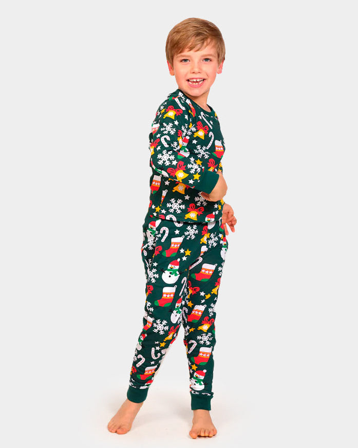 Pijama de Navidad para Familia Verde con Motivos Navideños niño